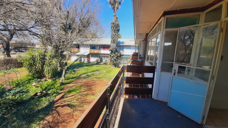 1 Bedroom Property for Sale in Potchefstroom North West